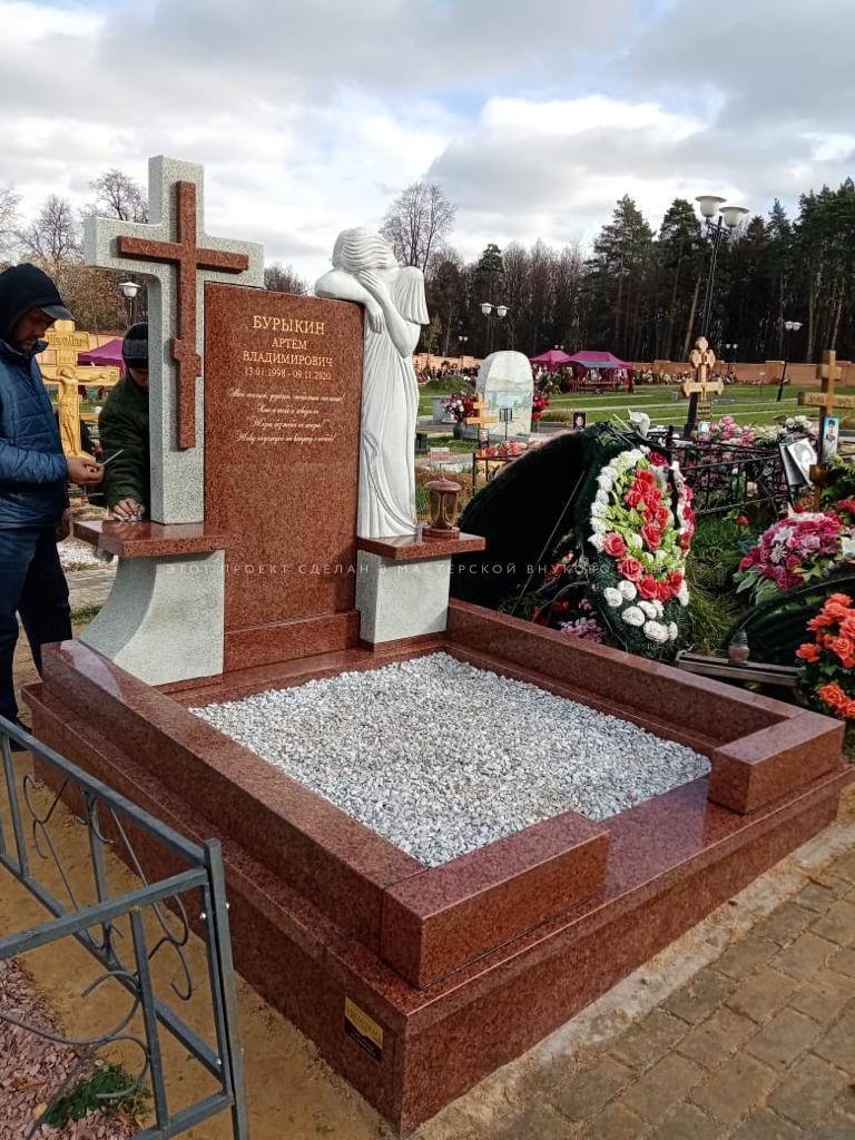 Комплекс на Троекуровском кладбище Фото 1